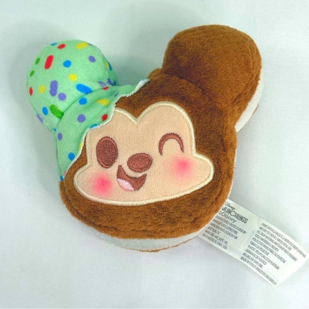 Disney Munchlings Mint Chocolate Chip Mickey Ice‎ cream Sandwich Plush Toy 5"